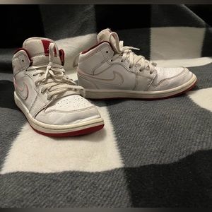 Nike Air Jordan 1 Mid Retro (White Gym Red- GS) Youth